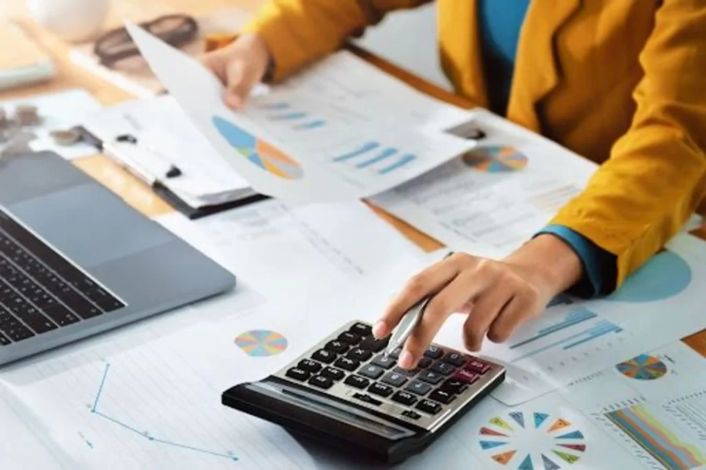How to Choose the Right Accounting Firm for Business